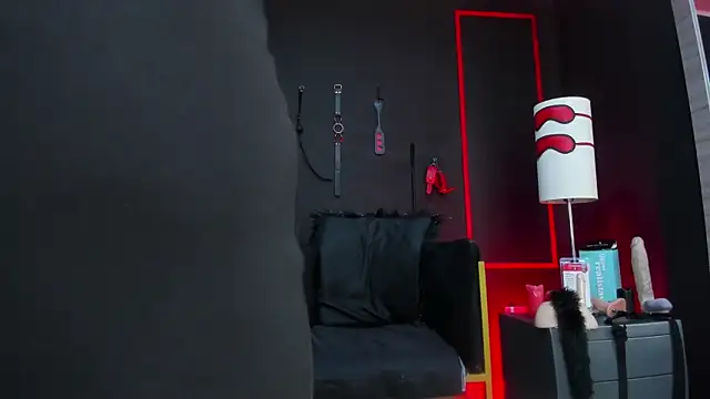 CharlotteScotte online show from 09/16/25, 11:55