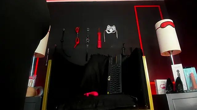 CharlotteScotte online show from 10/11/25, 12:04