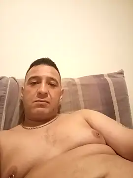 Snapshot of SourDifference5 chatting on 03/06/26, 06:32 SourDifference5 online show from 03/06/26, 06:32