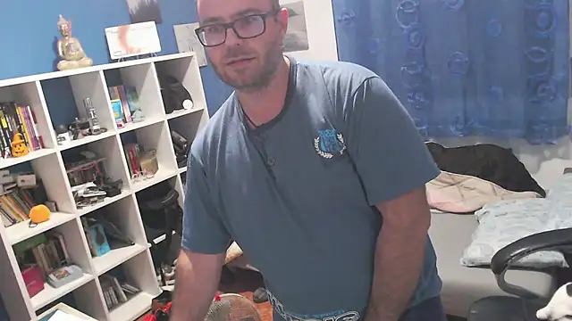 ravingr4d4 online show from 11/06/25, 11:48