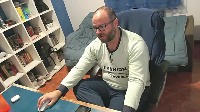 ravingr4d4 online show from 01/11/26, 01:10