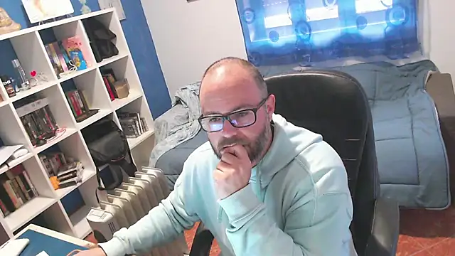 ravingr4d4 online show from 03/18/26, 09:01