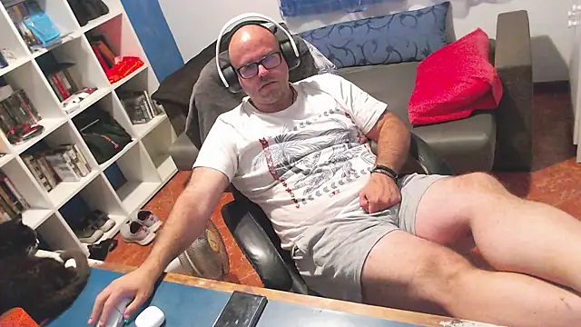 ravingr4d4 online show from 06/15/26, 10:45