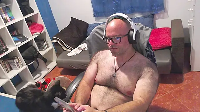 Snapshot of ravingr4d4 chatting on 07/31/26, 11:15 ravingr4d4 online show from 07/31/26, 11:15
