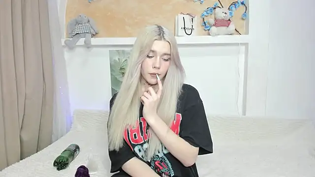 Snapshot of Alisa_Black_Star chatting on 12/20/25, 02:24 Alisa Black Star online show from 12/20/25, 02:24