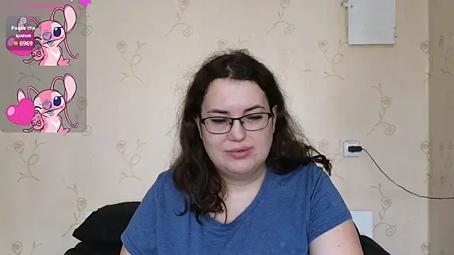 Snapshot of VladaCandy chatting on 02/07/25, 10:19 VladaCandy online show from 02/07/25, 10:19