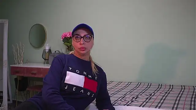 CelineConner online show from 01/22/25, 05:05