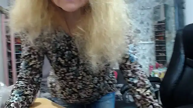 Helen1974 online show from 10/07/25, 09:45