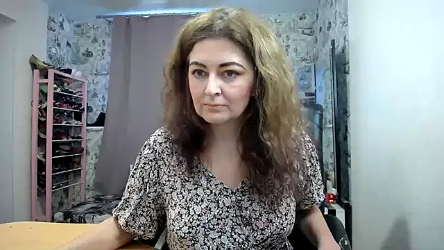 Snapshot of Helen1974 chatting on 03/02/26, 11:50 Helen1974 online show from 03/02/26, 11:50