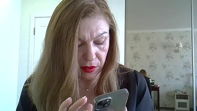 Snapshot of Alexandra-Rosee chatting on 02/07/26, 07:34 Alexandra-Rosee online show from 02/07/26, 07:34