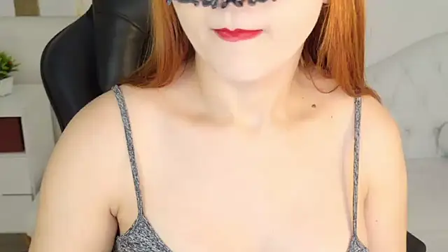Snapshot of ANNA------ chatting on 06/01/26, 02:08 ANNA------ online show from 06/01/26, 02:08