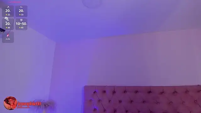 Snapshot of sophiarossee_ chatting on 11/15/25, 12:34 sophiarossee online show from 11/15/25, 12:34