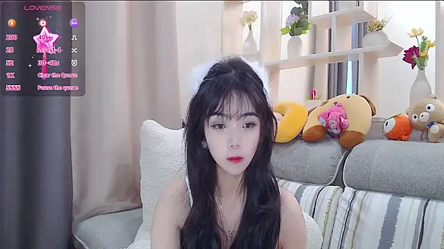 Snapshot of Duludulu_007 chatting on 12/20/24, 06:29 Duludulu 007 online show from 12/20/24, 06:29