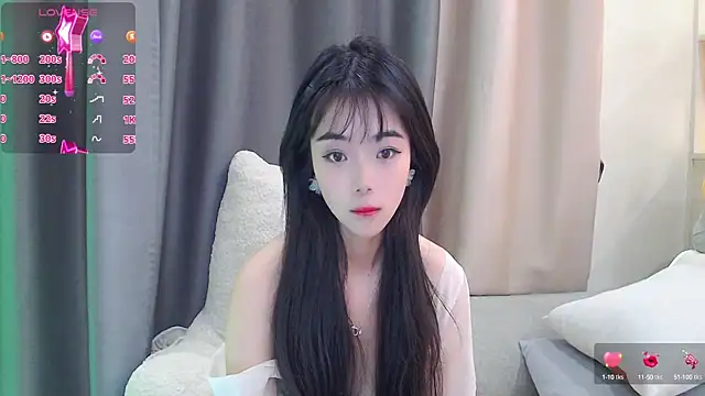 Snapshot of Duludulu_007 chatting on 02/28/25, 05:37 Duludulu 007 online show from 02/28/25, 05:37