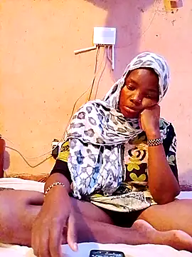 Snapshot of cute_naimah chatting on 11/09/25, 01:31 cute naimah online show from 11/09/25, 01:31