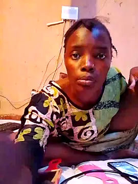 Snapshot of cute_naimah chatting on 11/10/25, 10:14 cute naimah online show from 11/10/25, 10:14