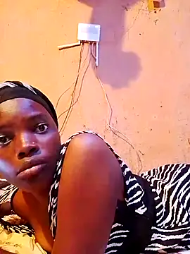 Snapshot of cute_naimah chatting on 11/13/25, 12:59 cute naimah online show from 11/13/25, 12:59