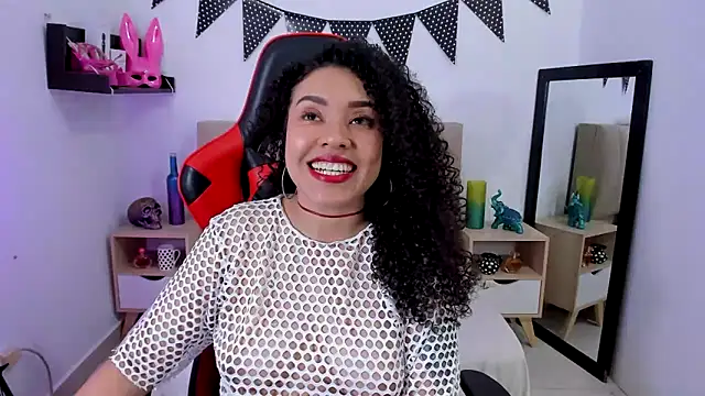 Zoe Gruber online show from 12/15/24, 08:47