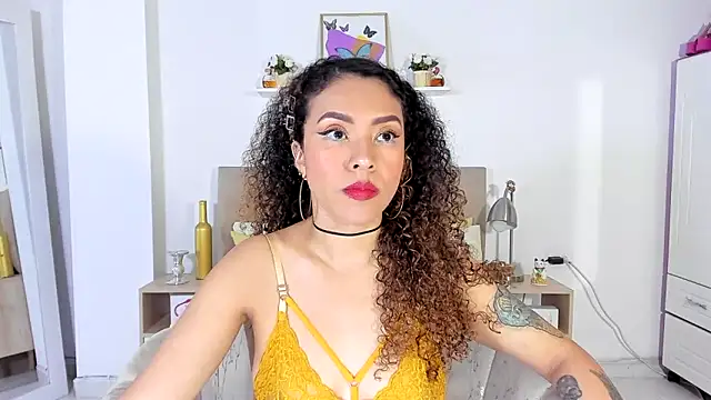 Zoe Gruber online show from 04/25/26, 11:46