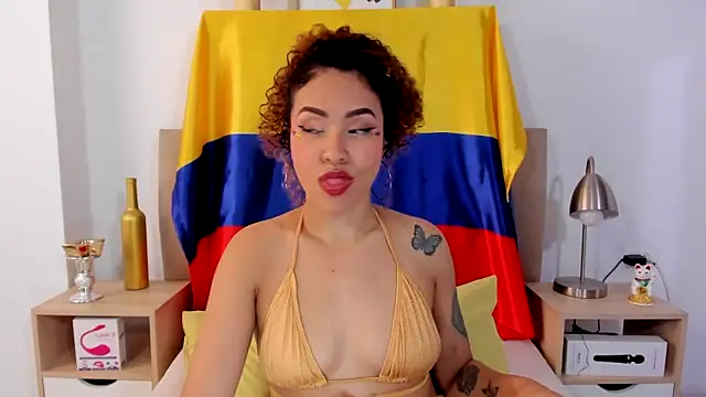 Zoe Gruber online show from 06/27/26, 10:59