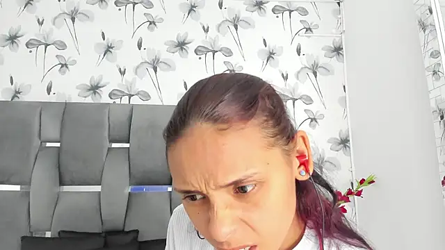 Ehotloveaxxx online show from 10/09/25, 04:38