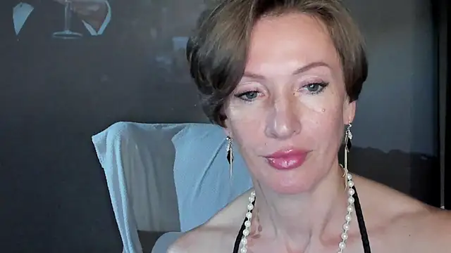 Dorothy Meyer online show from 07/06/26, 04:09