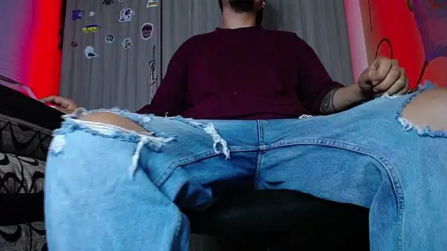 zacwatson  online show from 12/30/24, 05:44