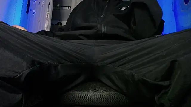 zacwatson  online show from 02/13/25, 06:30