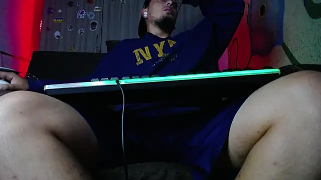 zacwatson  online show from 03/04/25, 06:04