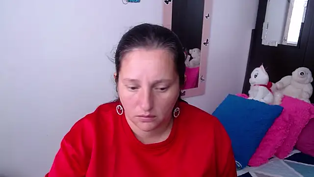 CristialJones  online show from 11/06/25, 02:40