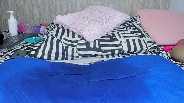 Snapshot of violett_lo chatting on 01/30/25, 06:13 violett lo online show from 01/30/25, 06:13