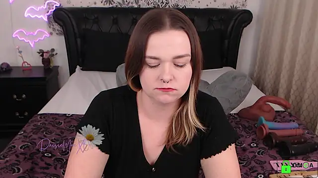 DaisieMaeXO online show from 02/03/26, 03:04