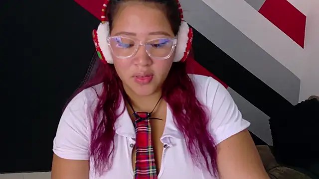 I am yours- online show from 12/05/25, 11:41