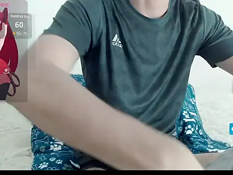 Snapshot of juan_stiven chatting on 04/11/26, 01:37 juan stiven online show from 04/11/26, 01:37