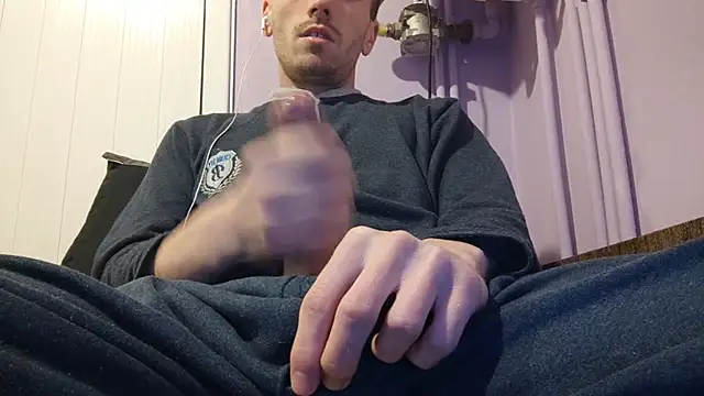 Snapshot of _Hocthus_ chatting on 01/16/25, 04:39 Hocthus online show from 01/16/25, 04:39