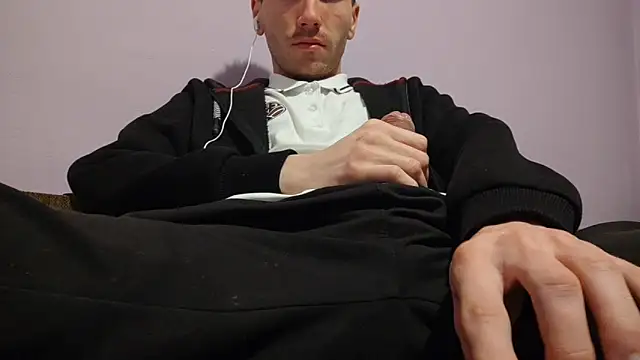 Snapshot of _Hocthus_ chatting on 02/04/25, 05:55 Hocthus online show from 02/04/25, 05:55