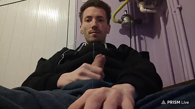 Snapshot of _Hocthus_ chatting on 02/06/25, 05:19 Hocthus online show from 02/06/25, 05:19