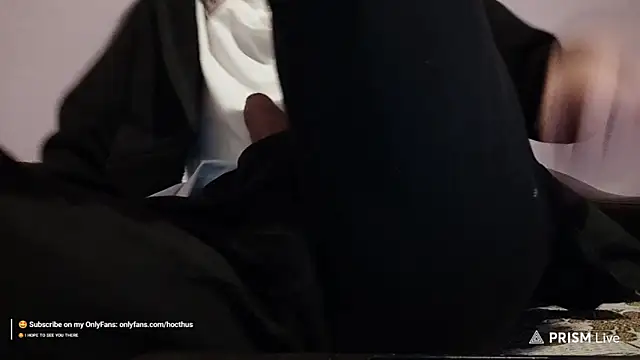 Snapshot of _Hocthus_ chatting on 03/03/25, 12:48 Hocthus online show from 03/03/25, 12:48