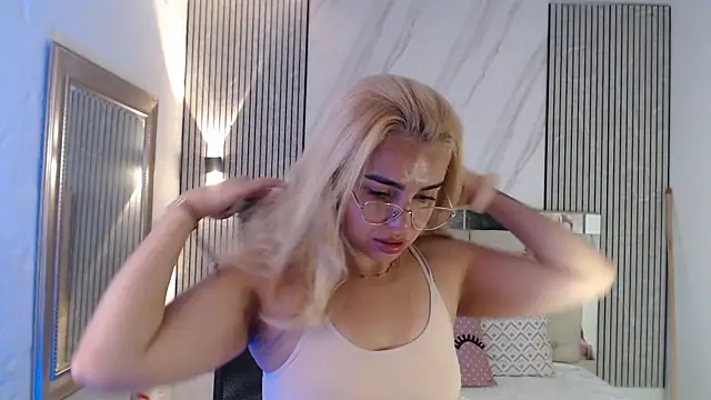 ashley  tylor online show from 06/09/26, 03:23