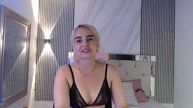 ashley  tylor online show from 06/22/26, 03:25
