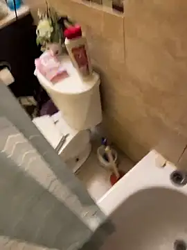 Snapshot of VFuck4U_xxx chatting on 03/13/25, 10:26 VFuck4U xxx online show from 03/13/25, 10:26