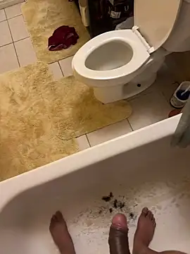 Snapshot of VFuck4U_xxx chatting on 09/08/25, 04:06 VFuck4U xxx online show from 09/08/25, 04:06