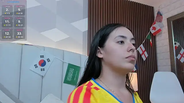 Julietasantos   online show from 06/23/26, 06:39