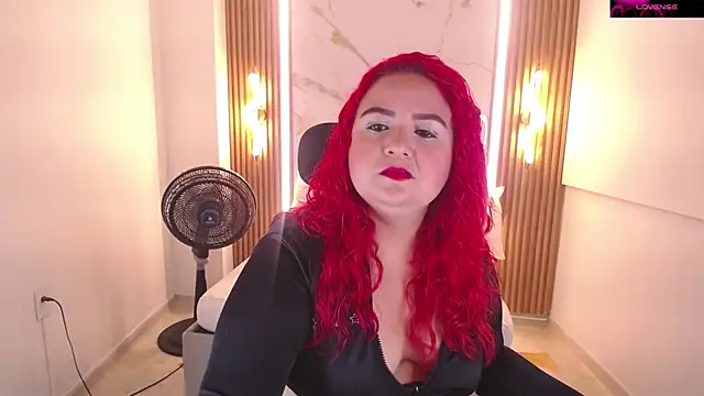 Mariana Rojas online show from 05/30/26, 05:04