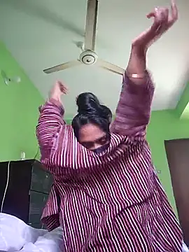 Snapshot of Kotha_-Moni chatting on 01/08/26, 07:54 Kotha -Moni online show from 01/08/26, 07:54