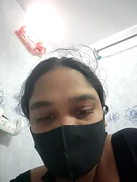 Snapshot of Kotha_-Moni chatting on 02/18/26, 02:18 Kotha -Moni online show from 02/18/26, 02:18