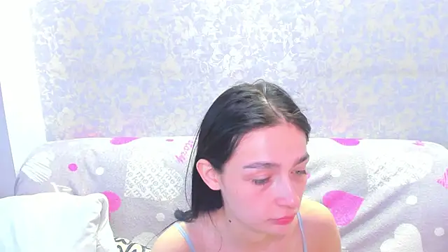 Snapshot of Vanessa_Florence chatting on 05/15/26, 01:23 Vanessa Florence online show from 05/15/26, 01:23