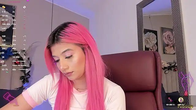 Emma Thompsson online show from 01/13/25, 02:07