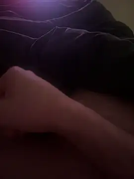 Snapshot of Xcum28 chatting on 10/04/25, 01:31 Xcum28 online show from 10/04/25, 01:31