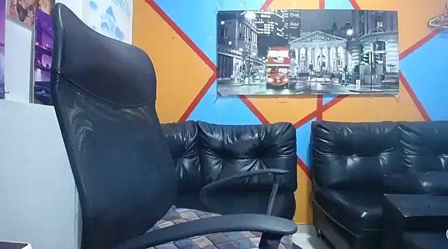 Heidy Sumers online show from 02/13/25, 08:34